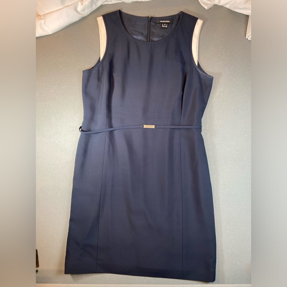 Ellen Tracy, sleeveless short blue/white silk dress with belt, size 16